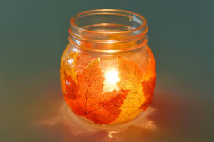 Mason jar leaf lanterns