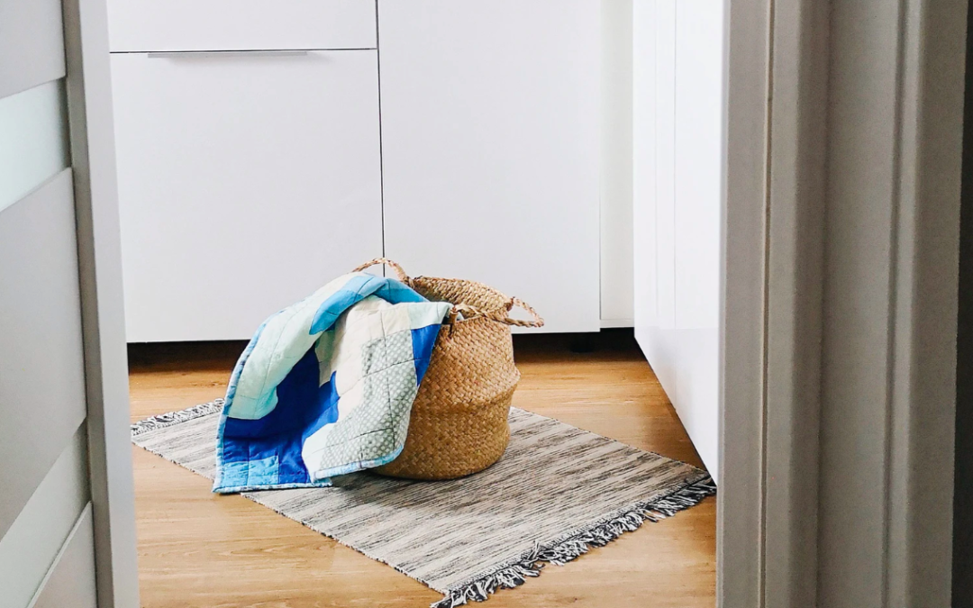 Revamp Your Mobile Home Mornings With This 15-Minute Cleaning Routine