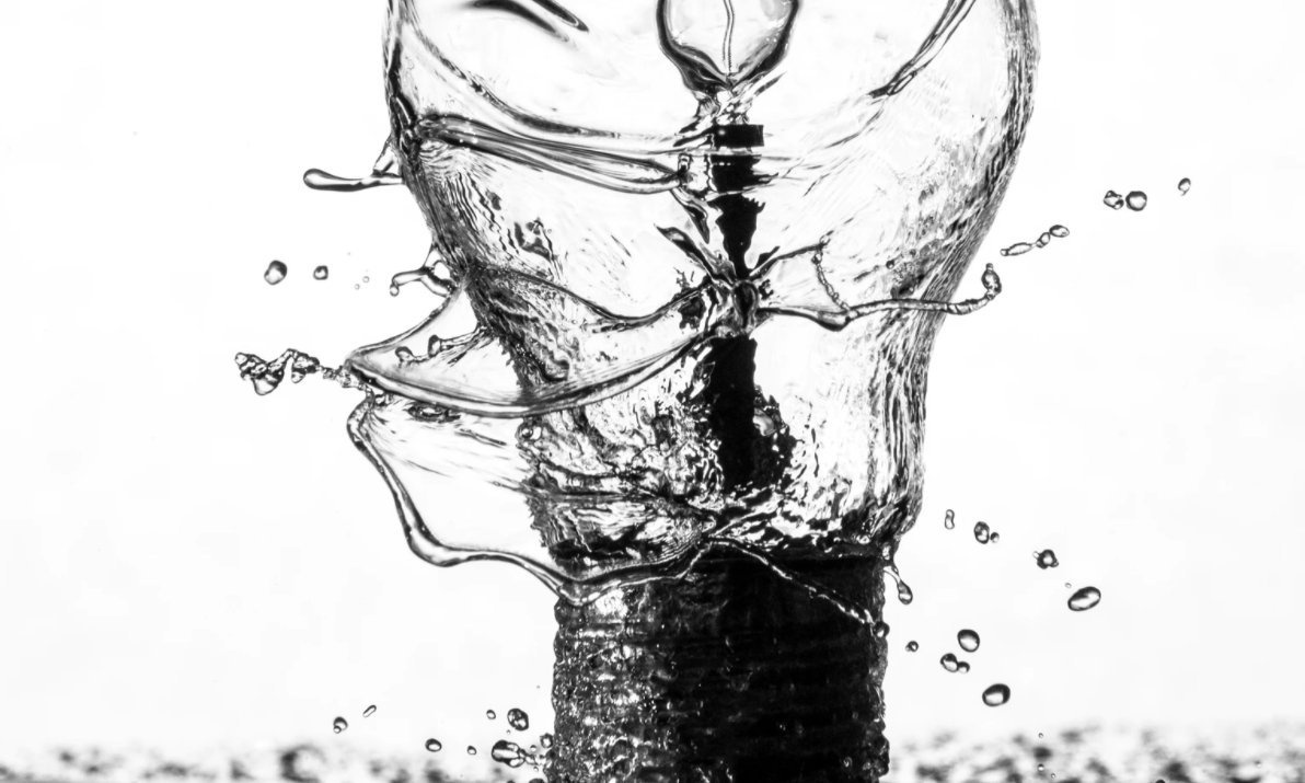 Water lightbulb